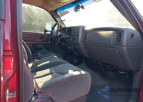 2005 Chevrolet Silverado 2500Hd Ls z USA, uszkodzony, nr VIN 1GCHK232X5F948898